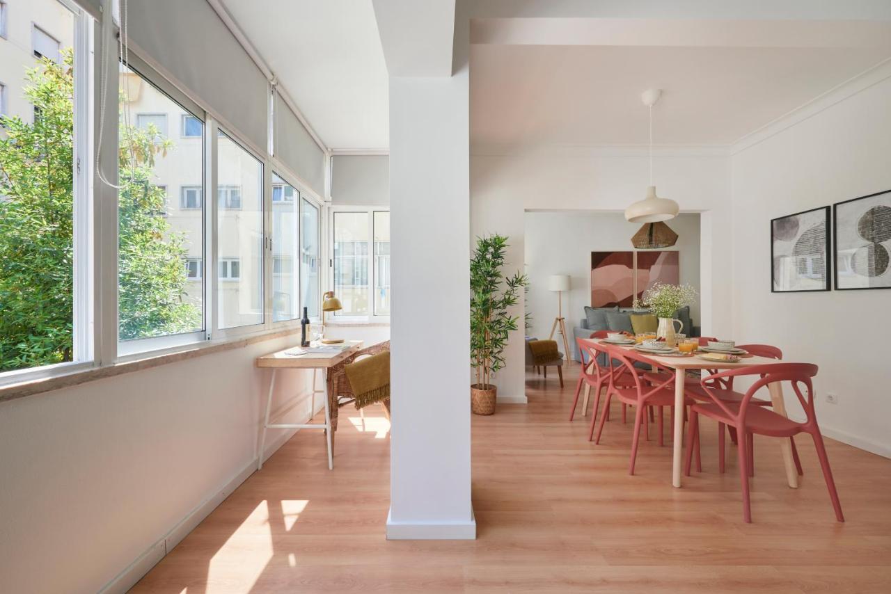 Sunset Balcony Apartment, By Timecooler ลิสบอน ภายนอก รูปภาพ